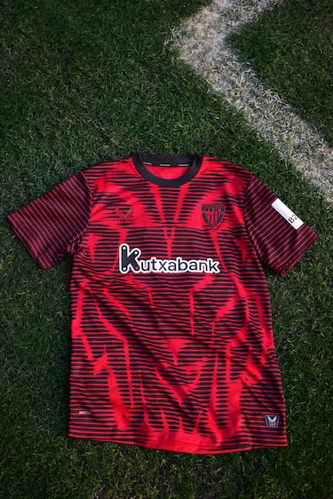 El lema "Born To Roar" hace referencia a la historia del Club y a quienes la hacen posible: los futbolistas y los athleticzales (la afición).