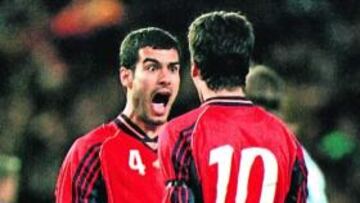 Guardiola y Raúl, ante Austria.