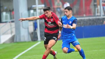 Rubén Sánchez se mostró muy participativo en ataque durante la primera mitad ante el Amorebieta.