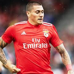 Nicolás Castillo podría llegar al West Ham de Chicharito