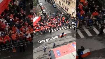 Allende grabó el emotivo canto del himno por parte de hinchas