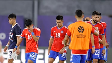 Futbol, Chile vs Paraguay.
Torneo preolimpico Sudamericano sub 23.
Los jugadores de Chile luego del partido por el grupo B del Torneo preolimpico Sudamericano sub 23 en el estadio Brigido Iriarte .
Caracas, Venezuela.
02/02/2024
Jesus Vargas/Photosport
Football, Chile vs Paraguay.
Pre-Olympic tournament Sudamericano sub 23 .
ChileÕs players after Pre-Olympic tournament Sudamericano sub 23 group B at Brigido Iriarte stadium.
Caracas, Venezuela.
02/02/2024
Jesus Vargas/Photosport