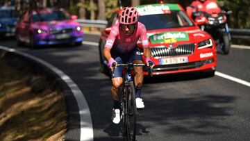 Roglic tiene bajo control una Vuelta avivada por Colombia