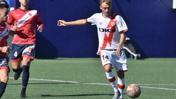 Mario (14) fue el autor del gol del Rayo Vallecano B en la derrota frente a la AD Torrejón CF (2-1), partido correspondiente a la Jornada 9 en el Grupo 7 de Tercera División RFEF disputado en Las Veredillas.