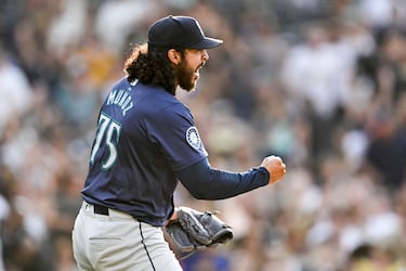 MLB se rinde ante un mexicano