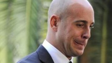 Pepe Reina piensa que la sanción a Luis Suárez es "absurda, injusta y desmedida".