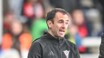 Partido de Liga Hypermotion entre el Burgos CF y el CD Mirandes celebrado en el estadio ‘El Plantío.
Muneta, entrenador del Mirandes
07-03-2026 - RICARDO ORDÓÑEZ