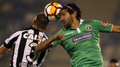 Sebastián Abreu confirma su salida de Audax Italiano