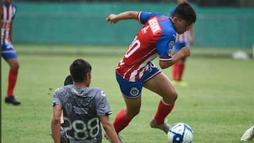 Sobrino de Carlos Vela busca crear su historia en Chivas