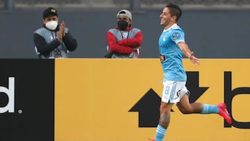 CDA101. LIMA (PER&Uacute;), 19/05/2021.- Alejandro Hohberg de Sporting Cristal celebra un gol hoy, en un partido de la Copa Libertadores entre Sporting Cristal y Olimpia en el estadio Nacional del Per&uacute; en Lima (Per&uacute;). EFE/Paolo Aguilar