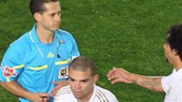 Dos partidos a Pepe, uno Özil y absuelto Ramos