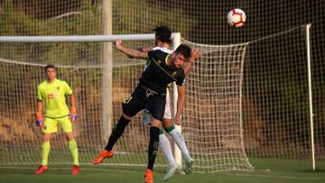 Granada y Elche empataron a cero en un amistoso de pretemporada.