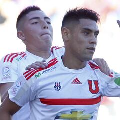 Felipe Mora hace olvidar los goles de la 'Gata' Fernández