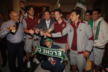 Fiesta del equipo en el hotel de concentracin.