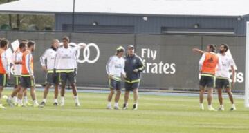 Ensayo de jugadas a balón parado.