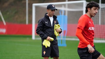 17/10/25 SPORTING DE GIJON ENTRENAMIENTO BORJA JIMENEZ