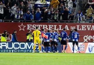 Vázquez y Abad castigan al Murcia