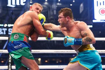 Así se vivio en fotos el combate entre Canelo Álvarez y Saunders