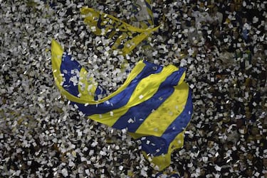 Rosario Central supporters before playing Gremio