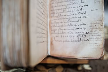 Miguel de Cervantes, escritor: “Confía en el tiempo, que suele dar dulces salidas a muchas amargas dificultades”