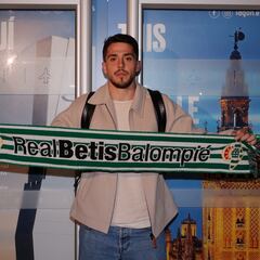 Bakambu-Fornals, historia de un reencuentro en Heliópolis