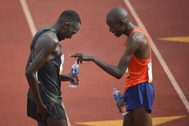 En la rama varonil, Kenia hizo el 1-2-3 conTitus Ekiru, Edwin Koech y Matthew Kipkoech Kisorio. Y en la femenil, Etiopía lo hizo con Etaferahu Woda Temesgen, Fantu Eticha Kimma y Tinbit Gidey Weldegebriel.