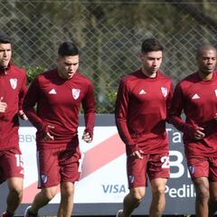 Práctica regenerativa y cambio de chip para River