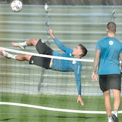 Unai López empuja para volver a la titularidad ante el Valladolid