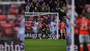 Vigouroux impresiona a Inglaterra con esta atajada memorable: ¡de las mejores de su carrera!
