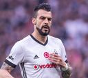 Álvaro Negredo, al margen de la plantilla en el Besiktas
