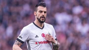 Alvaro Negredo con el Besiktas.
