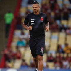 Guarín espera por Vasco antes de negociar con otros clubes