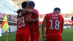 Ñublense gana y es líder absoluto en la B