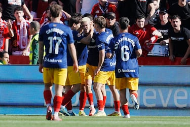 Pisadita y golpeo desde fuera del área. Así marcó Imanol el gol que puso el empate para el Andorra, ante el Granada. El lateral llevaba algo más de cuatro años sin marcar y lo celebró por todo lo alto.
 