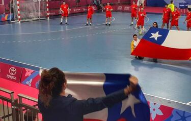 El animado ambiente que se vivió en la final de Chile y Argentina