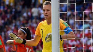 La figura de la Roja se refiri&oacute; a la preparaci&oacute;n que tendr&aacute; el equipo para el desaf&iacute;o frente a Camer&uacute;n, que definir&aacute; si el equipo nacional estar&aacute; en Jap&oacute;n.