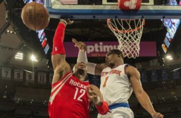 Kevin Seraphin y Dwight Howard.