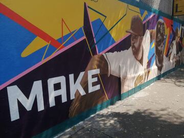 Con motivo del inicio de la temporada 2021 de las Grandes Ligas, en la Ciudad de México se pueden observar espectaculares murales dedicados a la pelota caliente de Estados Unidos. Estas pinturas se encuentras en diversos puntos de la colonia Roma, alguno de ellos sobre el Circuito Interior José Vasconcelos y otros en algunos lugares de dicha histórica colonia de la capital mexicana