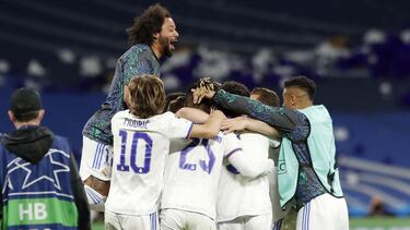 El Madrid celebra su clasificación para la final de la Champions.