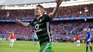 El delantero holand&eacute;s del Feyenoord, Robin Van Persie, durante un partido.