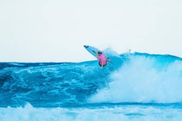 Wright, de perder la memoria a ser el mejor surfista del mundo