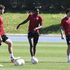 El Almería no acepta menos de 30 kilos por Sadiq