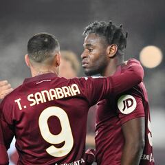 Duvan Zapata cumple la ‘ley del ex’: Doblete ante Atalanta