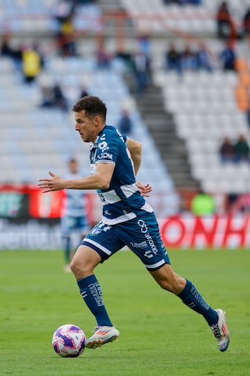  Oussama Idrissi of Pachuca during the 12th round match between Pachuca and Guadalajara as part of the Liga BBVA MX, Torneo Apertura 2024 at Hidalgo Stadium on October 19, 2024 in Pachuca, Hidalgo, Mexico.