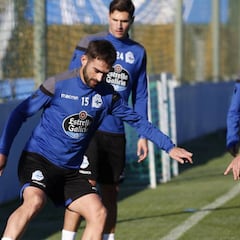 Adrián: "Hay que puntuar, da igual contra quién juguemos"