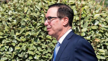 US Treasury Secretary Steven Mnuchin departs a television news interview at the White House on July 9, 2020, in Washington, DC. (Photo by JIM WATSON / AFP)