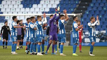 Partido Deportivo de La Coru&ntilde;a -  Marino de Luanco. final, jugadores saludando publico