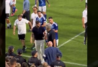 El Como-Betis acabó en una brutal pelea y esta escena de Pellegrini con Fàbregas ya es viral