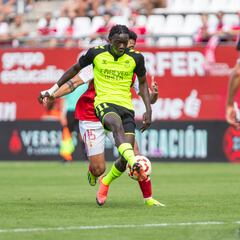 El Cádiz acelera por Faye