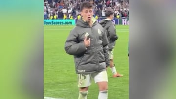 Su reacción humilde causó sensación en redes.